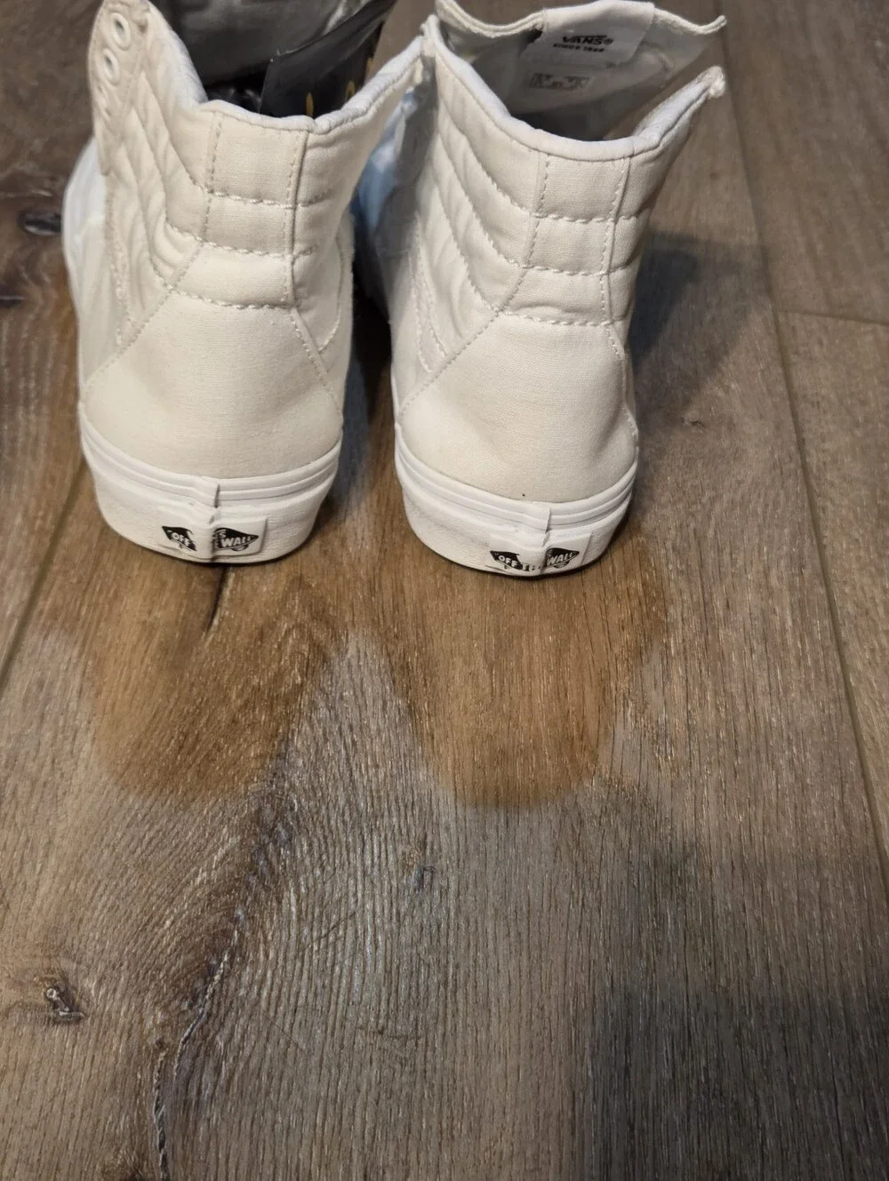 Vans Sk8-Hi Reissue Laceless High Top Sneakers - True White (Men 6.5 / Women 8)